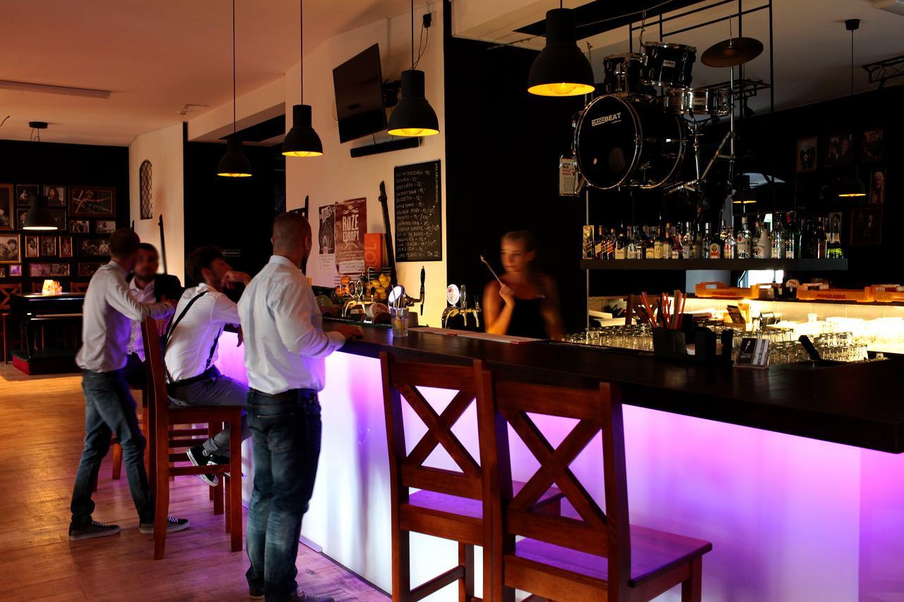 Hotel Court Park Nysa Ngoại thất bức ảnh